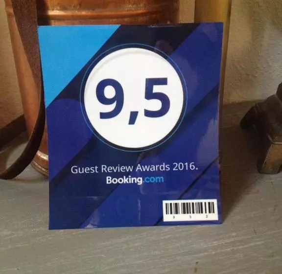 Aamiaismajoitus (B&B) L'escampe