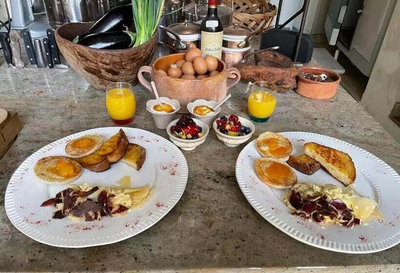 Aamiaismajoitus (B&B) L'escampe