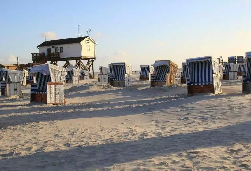 Aamiaismajoitus (B&B) Pension Nordwind