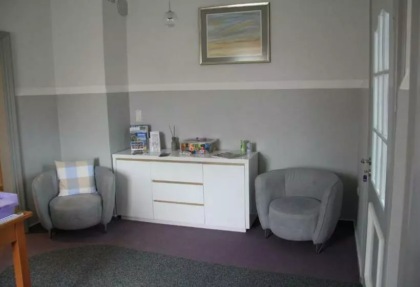 Aamiaismajoitus (B&B) Pension Nordwind