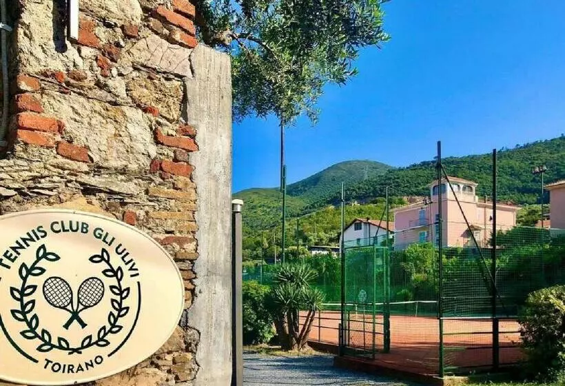 ホテル Agriturismo Monte Acuto   Natura, Mare & Relax In Piscina