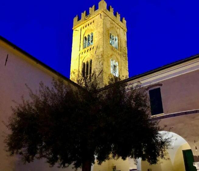 酒店 Agriturismo Monte Acuto   Natura, Mare & Relax In Piscina