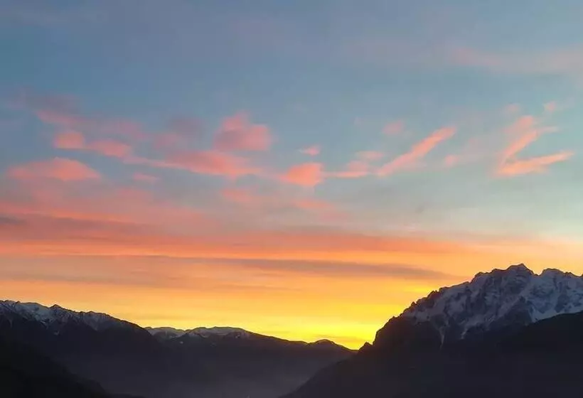 Hotelli Albergo Ristorante Sargas