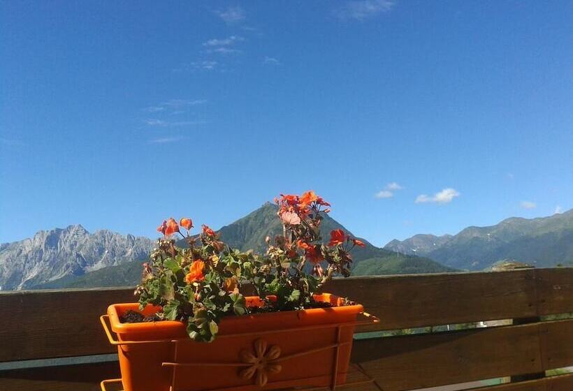 Отель Albergo Ristorante Sargas