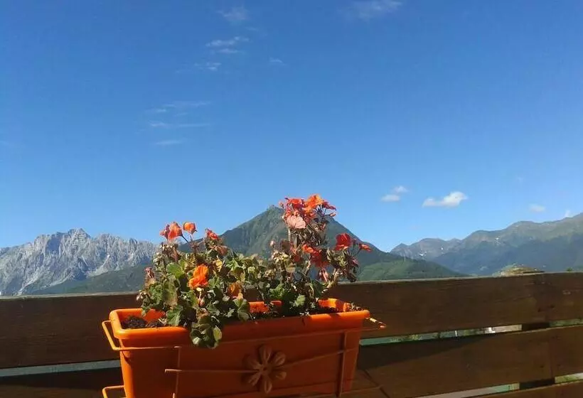 Hotelli Albergo Ristorante Sargas