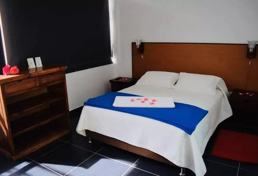 ホテル Camino A La Villa Cucaita