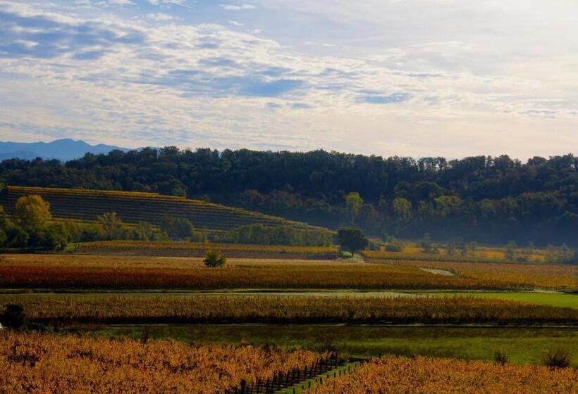 Отель Gigante Wine & Welcome