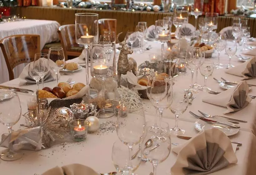 Hotelli Landgasthof Apfelbeck