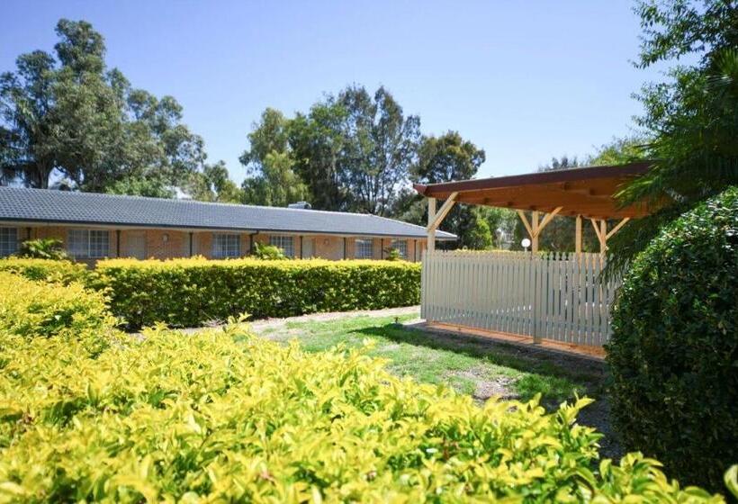 汽车旅馆 Macquarie Valley Motor Inn