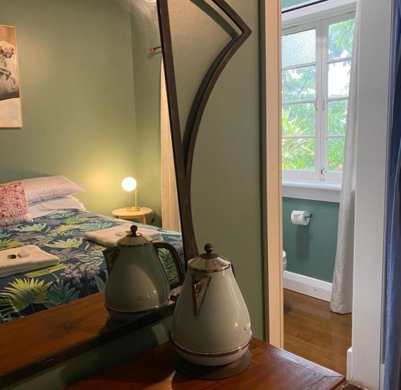 펜션 Babinda Quarters