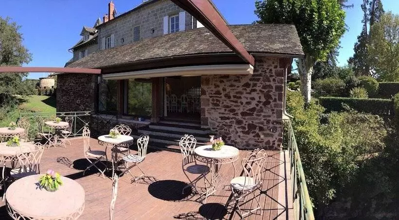 ペンション French Corréze Moulin Bleu