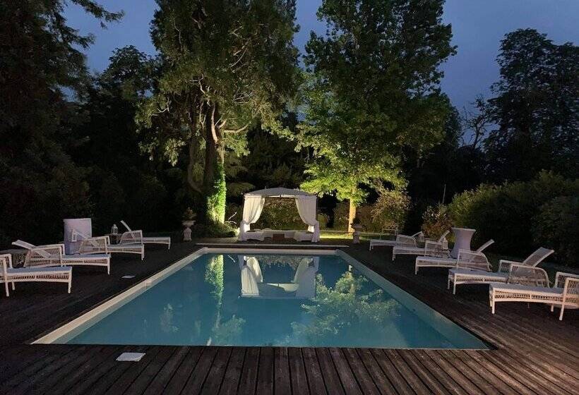 Пансион French Corréze Moulin Bleu