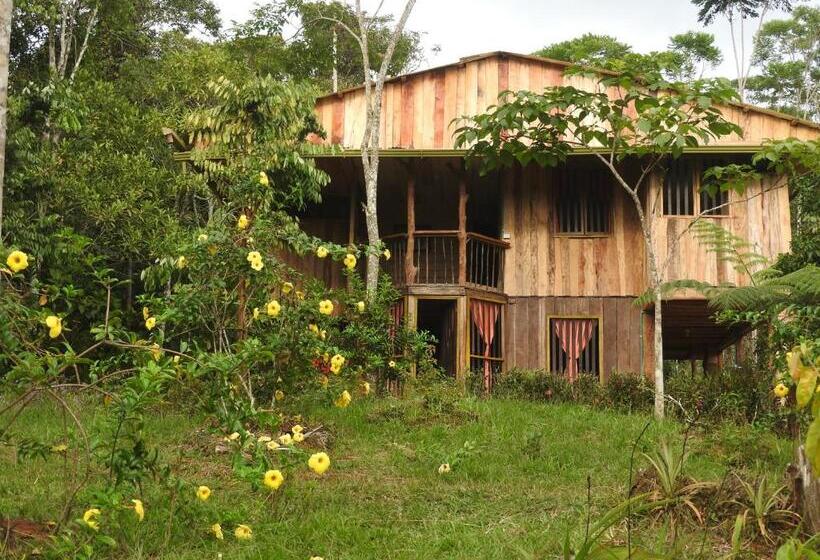 פנסיון Huaca Huaca Hostel