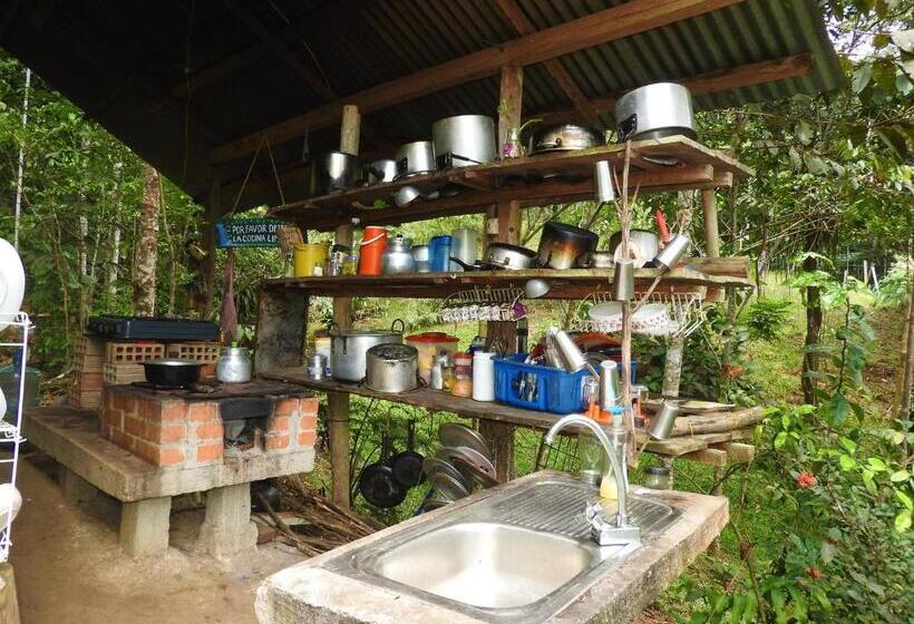 פנסיון Huaca Huaca Hostel