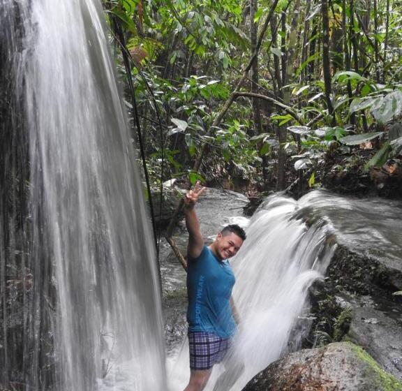 פנסיון Huaca Huaca Hostel