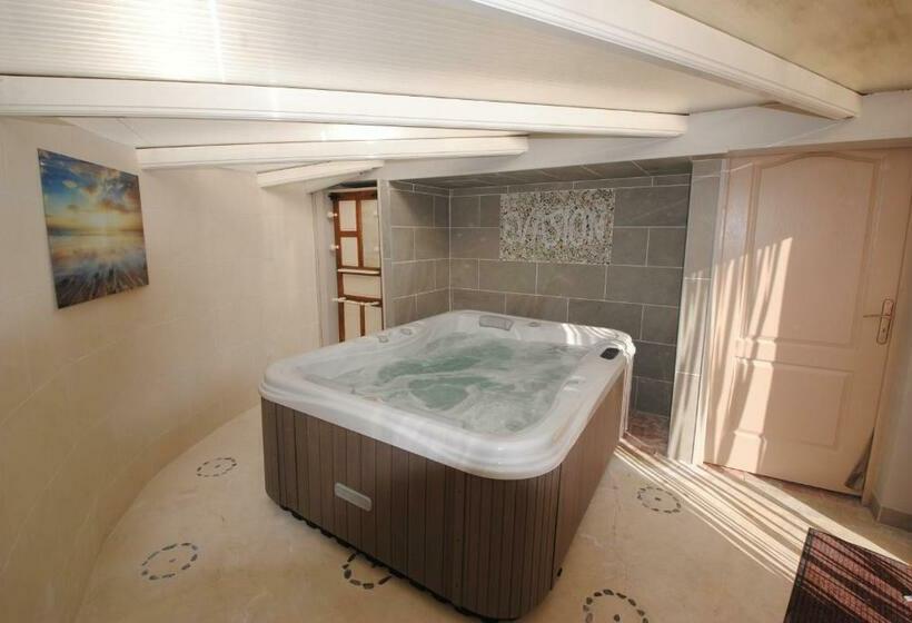 פנסיון Les Insolites Du Grand Logis