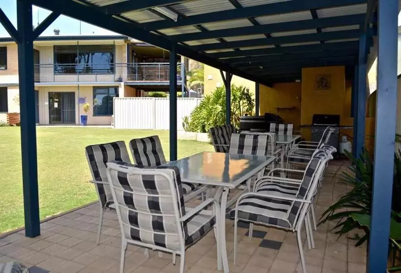 Majatalo Longbeach Apartments