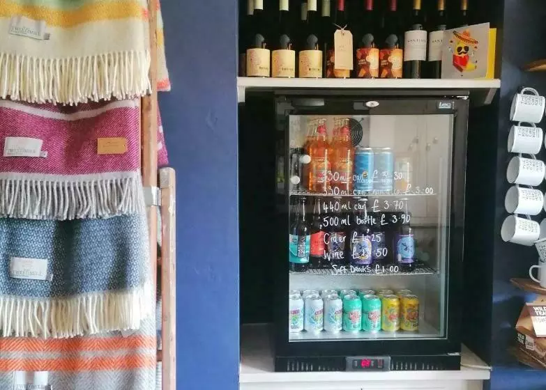 The Rocks At Plas Curig Hostel