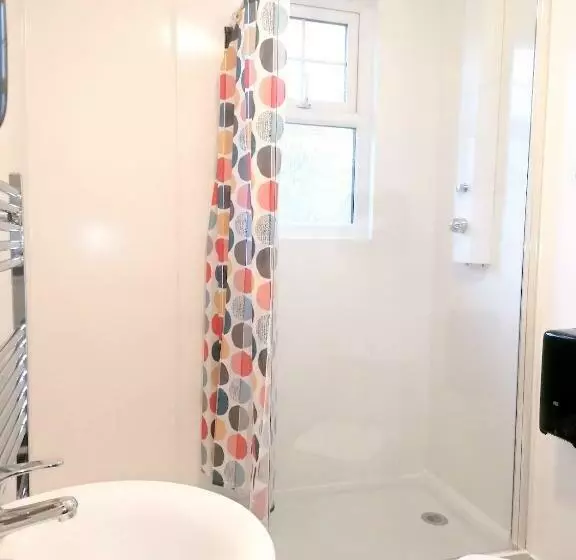 The Rocks At Plas Curig Hostel