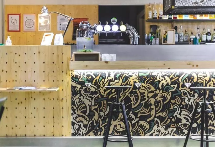 Hotelli Artyster Clermontferrand