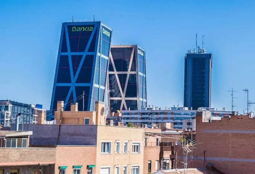 هتل Caballero Errante