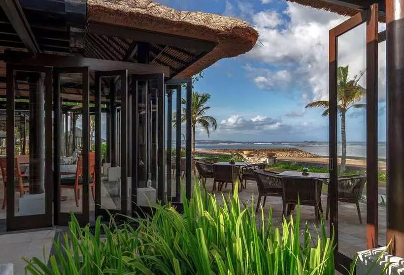 Отель Conrad Bali