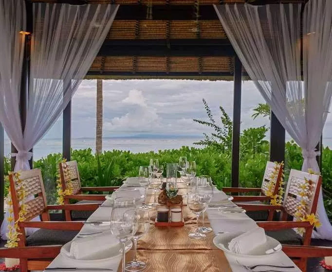 Отель Conrad Bali