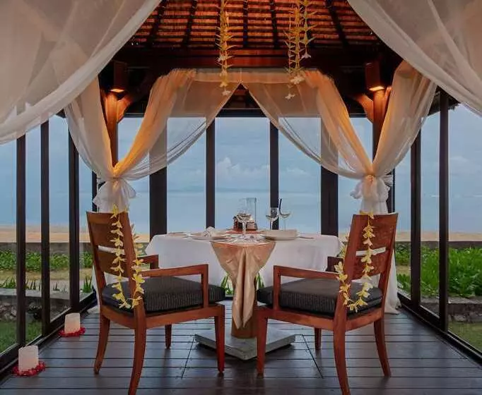 Отель Conrad Bali