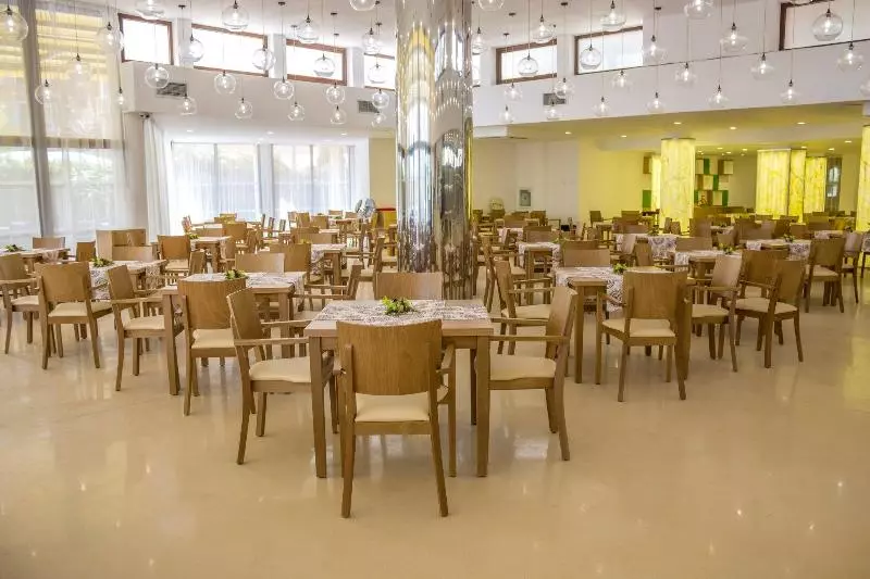 فندق Grand Sunny Beach