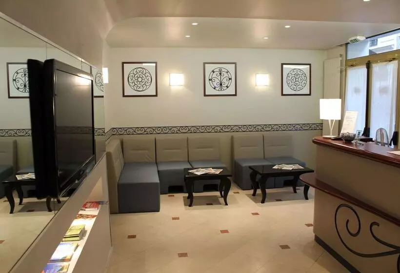 Kyriad Hotel Xiii Italie Gobelins