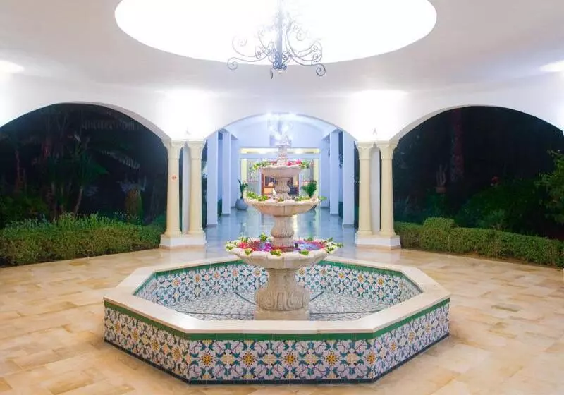 Отель Le Zenith