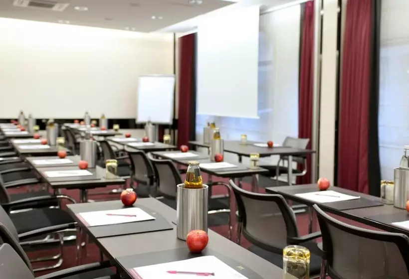 酒店 Mercure Villeneuve Loubet Plage