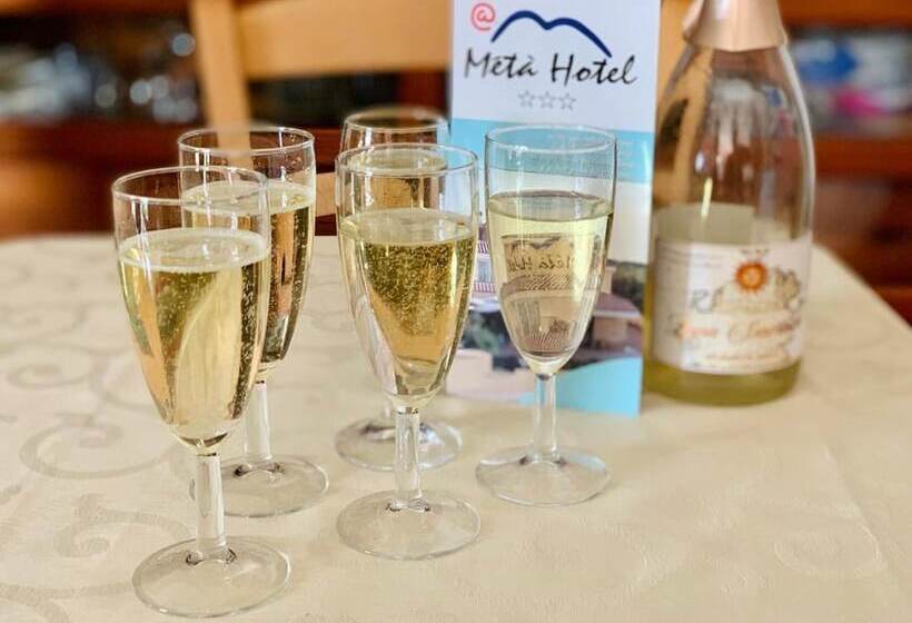 בית מלון כפרי Meta