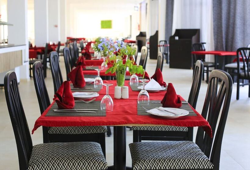 Hotel Neptunia Skanes