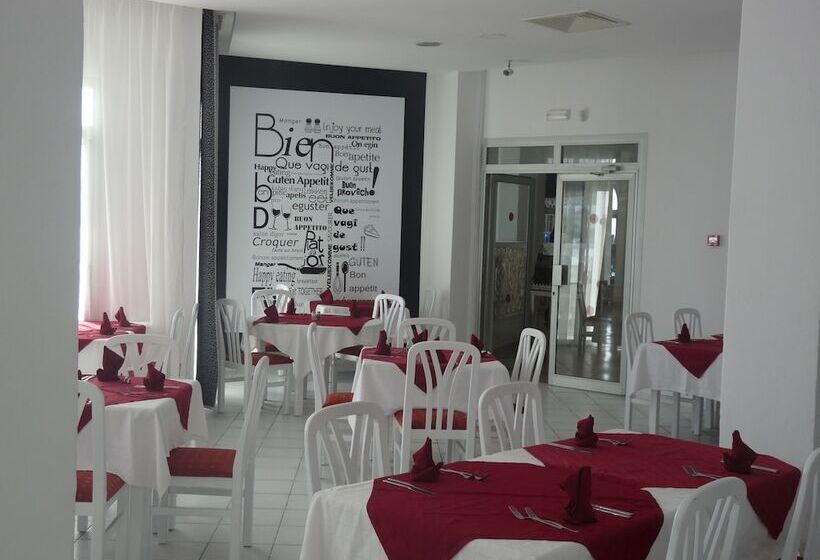 Hotel Neptunia Skanes