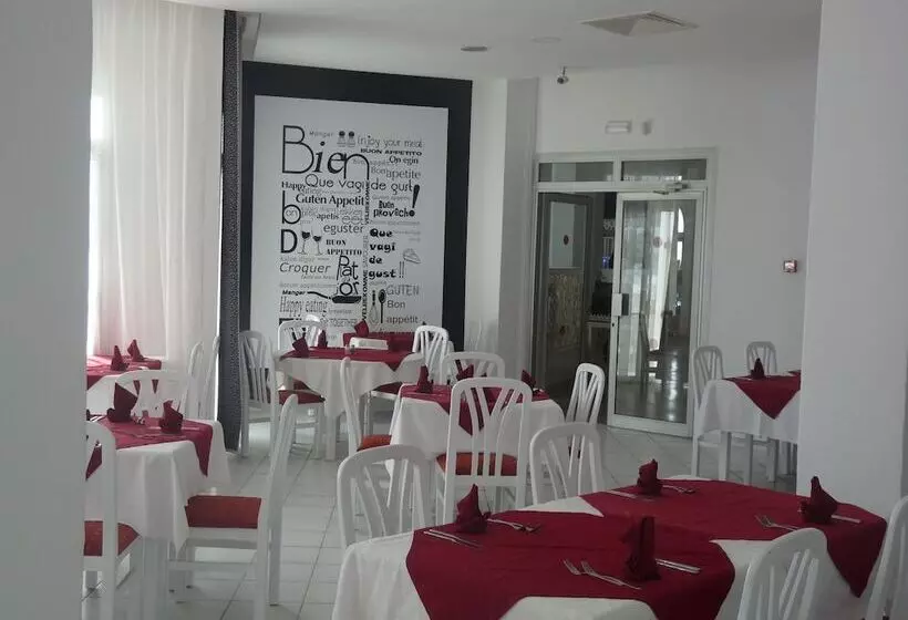 Отель Neptunia Skanes