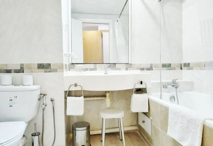 Hotel Neptunia Skanes