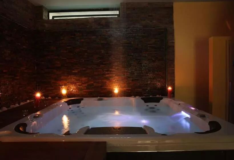 Отель Residence Adria