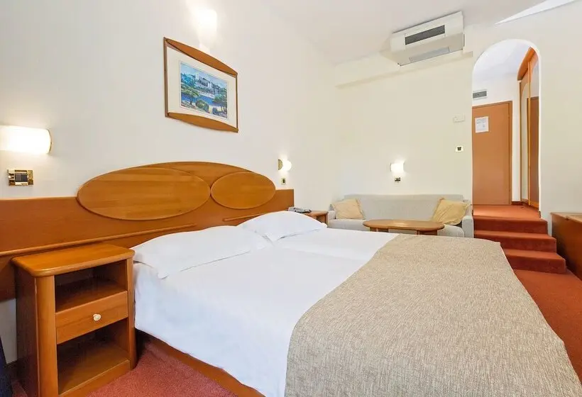 ホテル Villa Galijot Plava Laguna