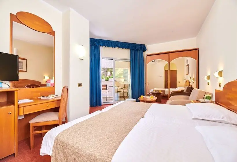 ホテル Villa Galijot Plava Laguna