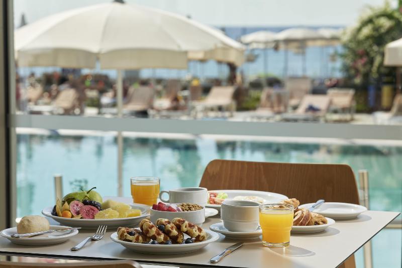 Panas Holiday Village