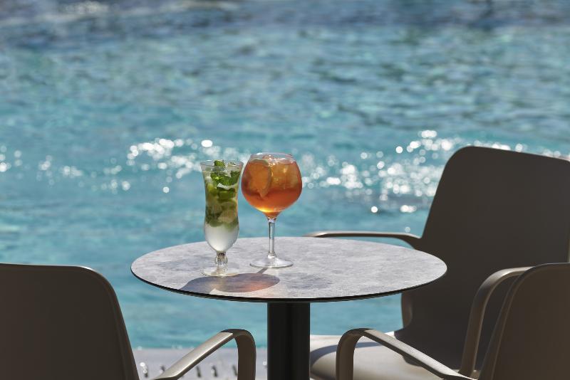 Panas Holiday Village