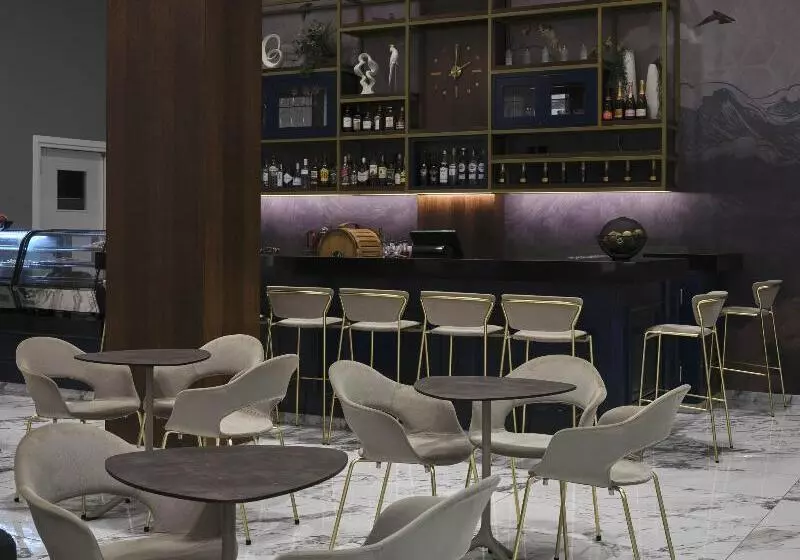 Panas Holiday Village