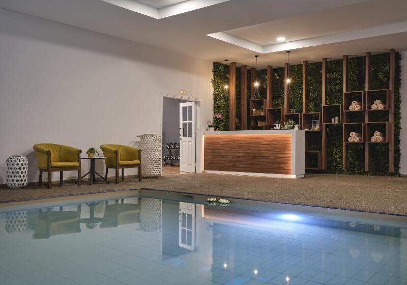 Panas Holiday Village