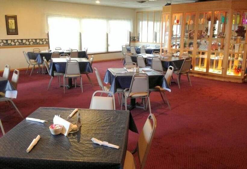 فندق صغير Cedar Inn