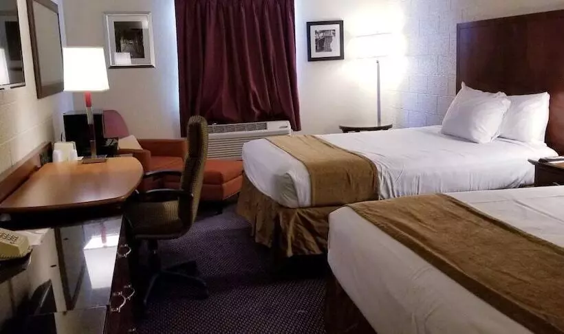 Retkeilymaja Cedar Inn