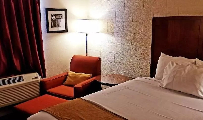 Retkeilymaja Cedar Inn