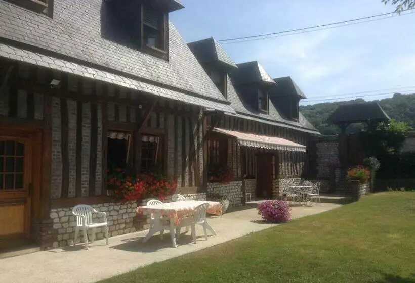 ベッドアンドブレックファースト Chambres D'hôtes Le Pressoir