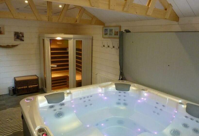 Bed and Breakfast Domaine De La Hurel