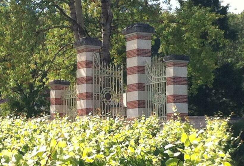 צימר Manoir De Montflambert